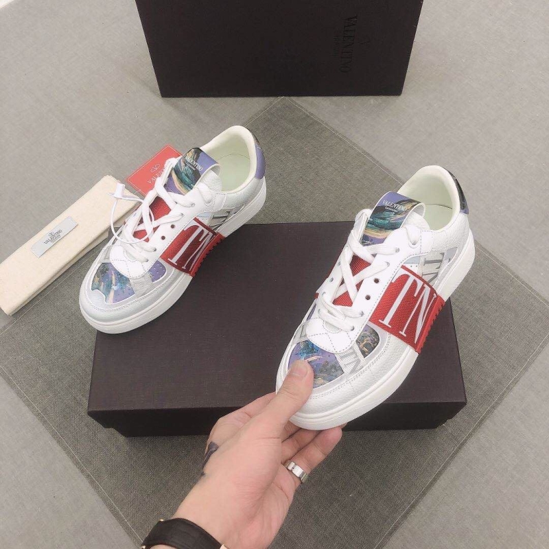 Valentino Sneakers